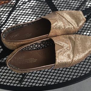 Rose gold sparkle Toms *final price *